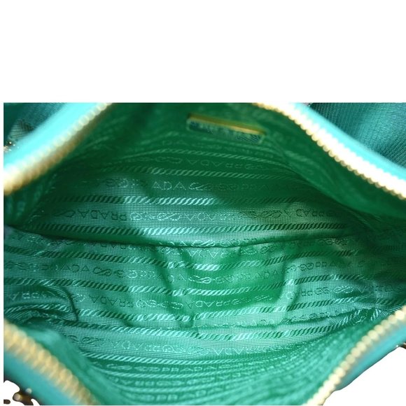 PRADA  Re-Edition 2005 Saffiano Leather Shoulder Bag Green - Picture 14 of 14